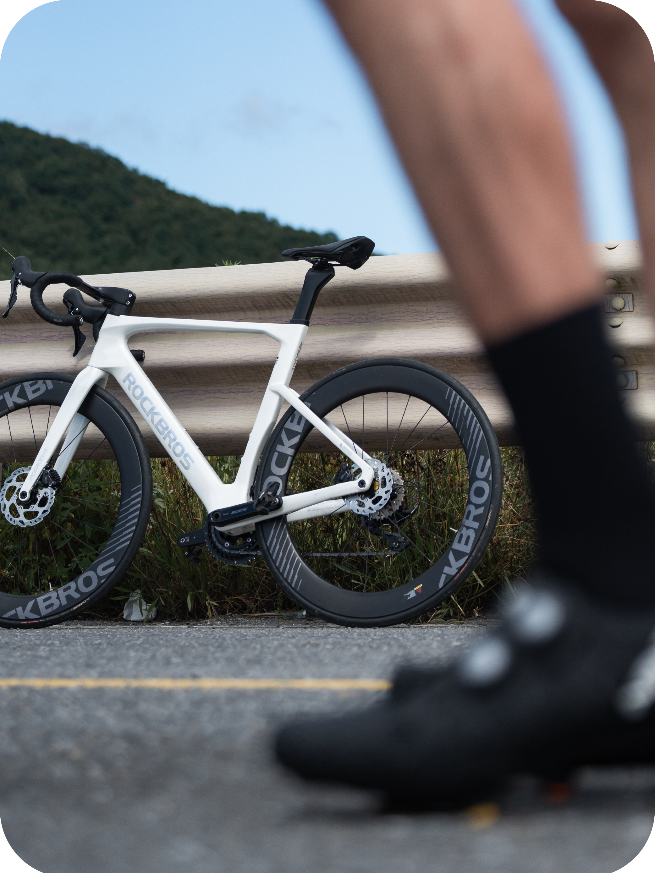 ROCKBROS road bike for speed and endurance rides