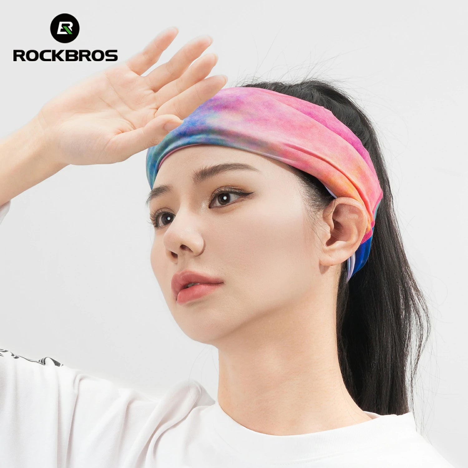 Woman wearing a colorful headband with 'RockBros' logo in the corner #Color_Pink