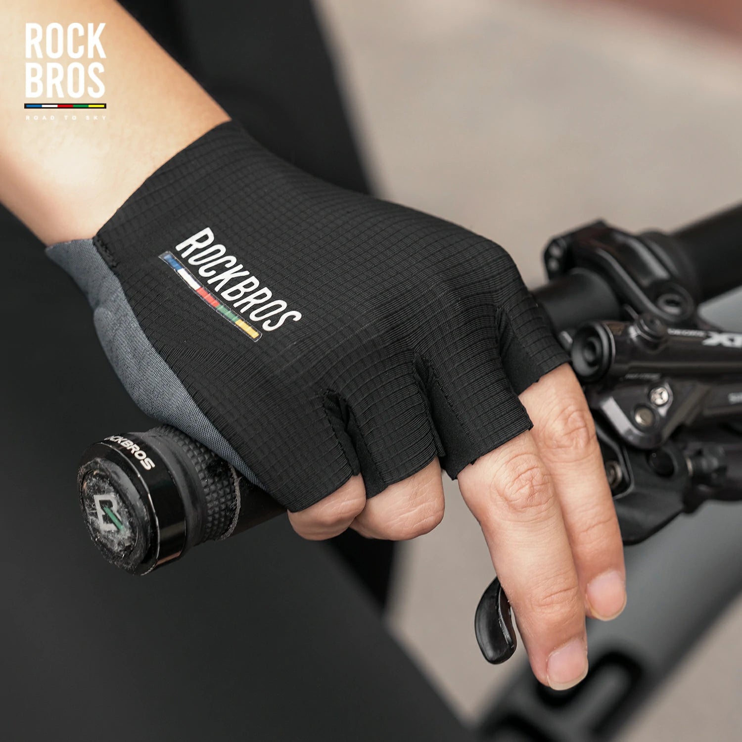 ROAD TO SKY Elastic Interface® Cycling Short Finger Gel Padded Gloves