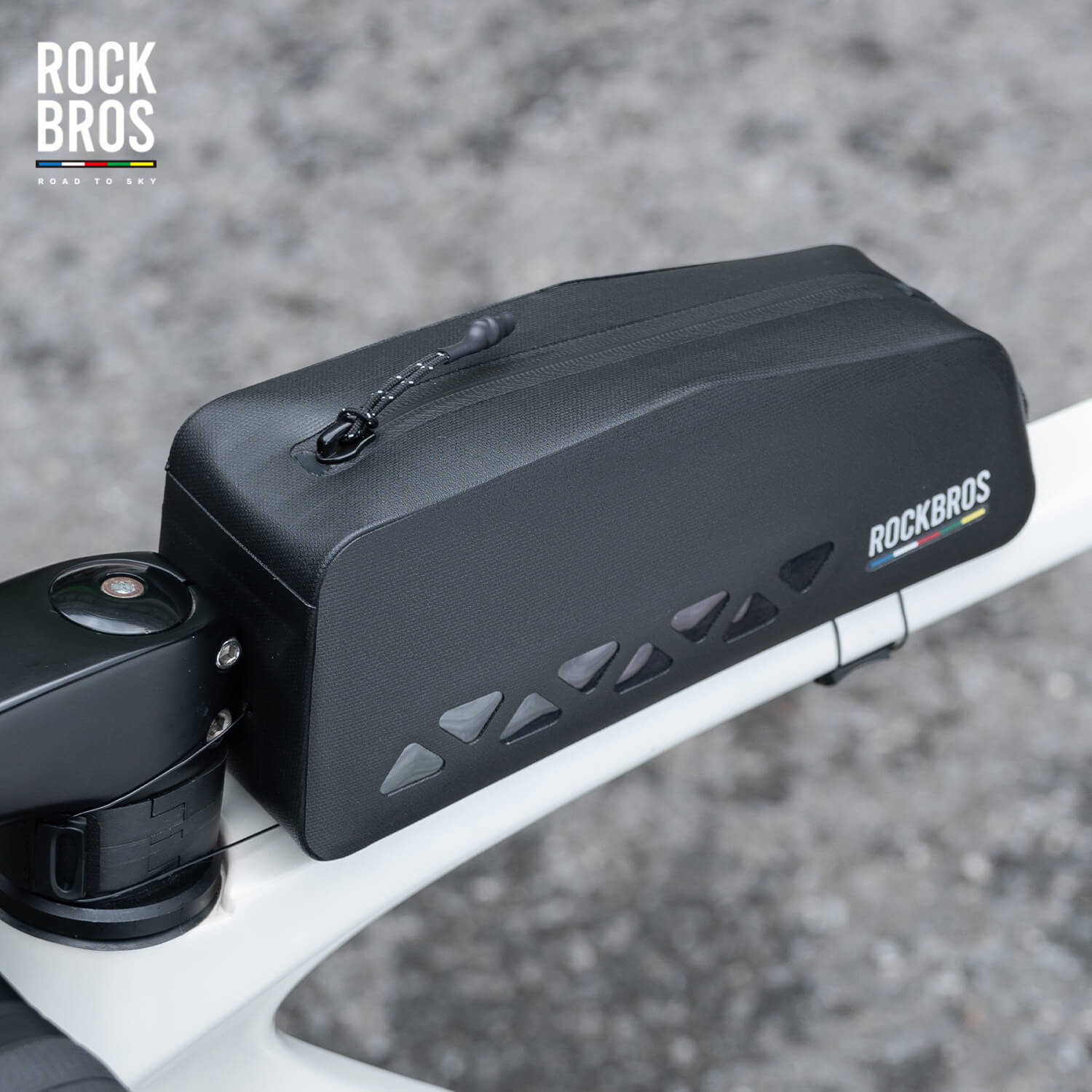 black waterproof bike frame bag#color_black