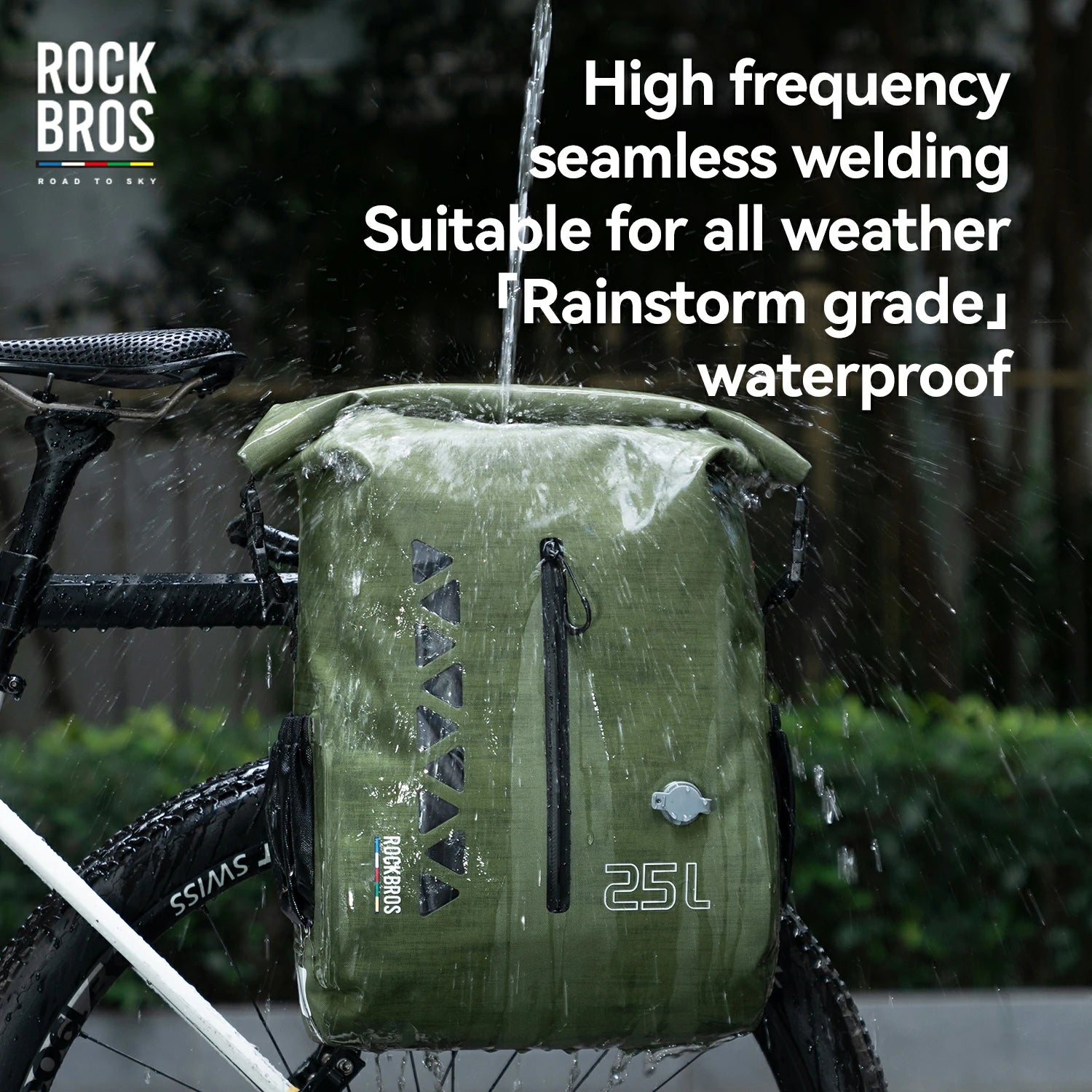 TL-153 25L Seamless 100% Waterproof Bike Panniers Rear Rack Bicycle Bag ROAD TO SKY