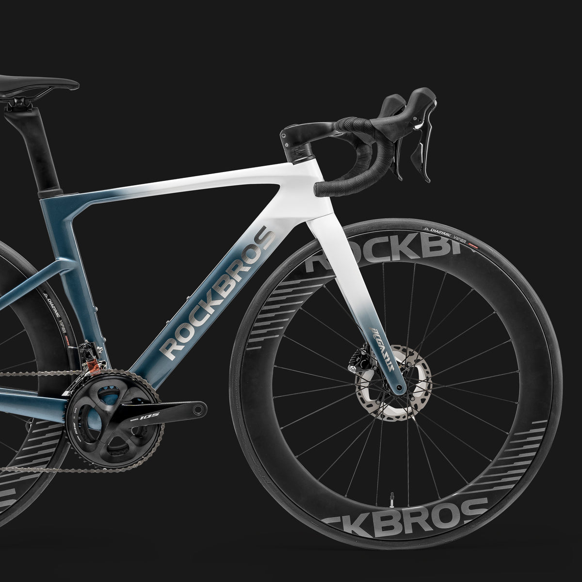 Carbon Fiber Road Bike T700 Shimano 105 Di2 Electronic Hydraulic Disc ...