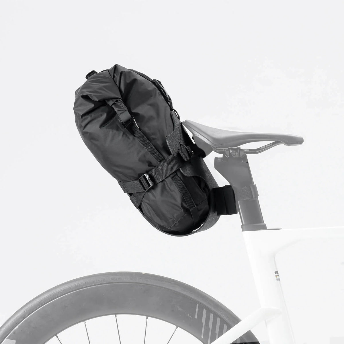 Bike_Rear_Rack_Waterproof_Comp