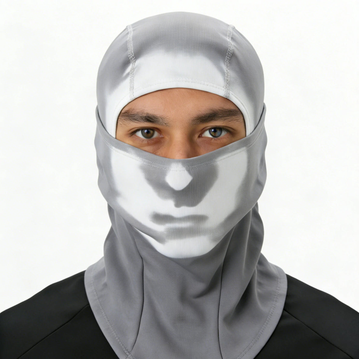 Camouflage_balaclava_on_a_mann