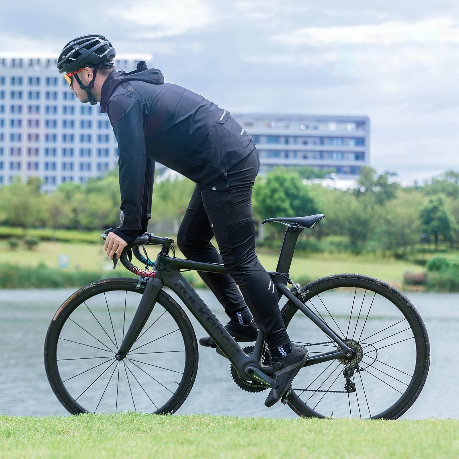 ​ROCKBROS 2-in-1 Cycling Trousers with Quick-Dry Padding - Convertible & Breathable Bike Pants