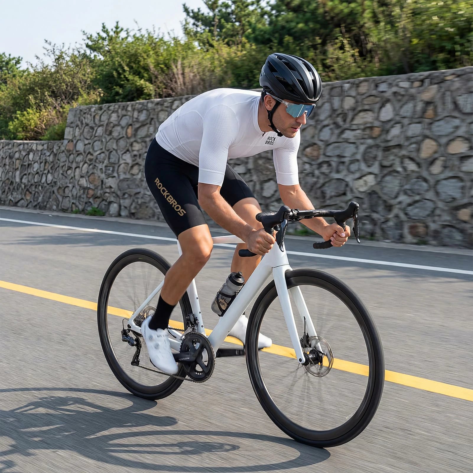 ROCKBROS Men's Quick Dry Cycling Jersey with 3 Pockets