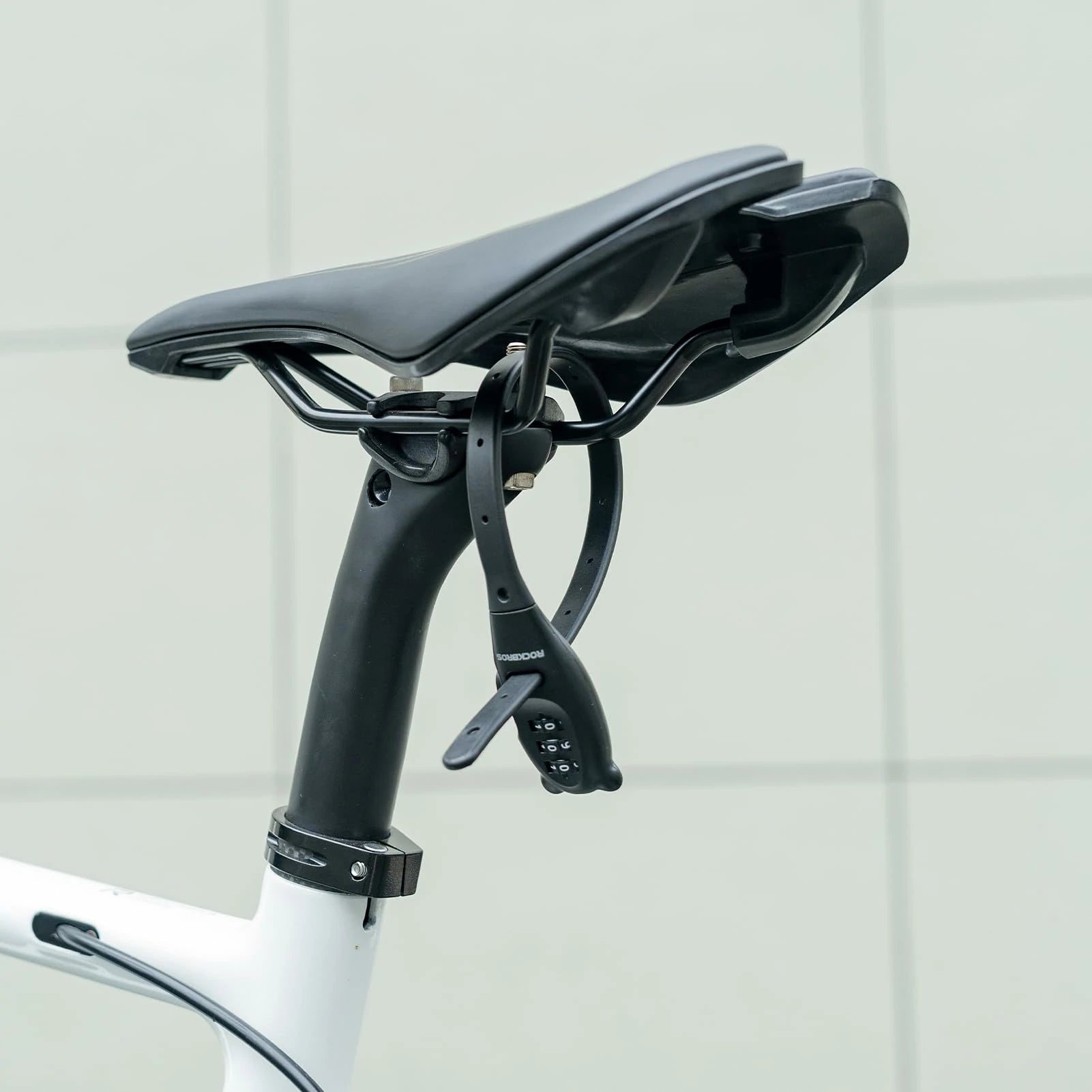 Combination Helmet Lock – Retractable Cable & Adjustable Zip-Tie Options