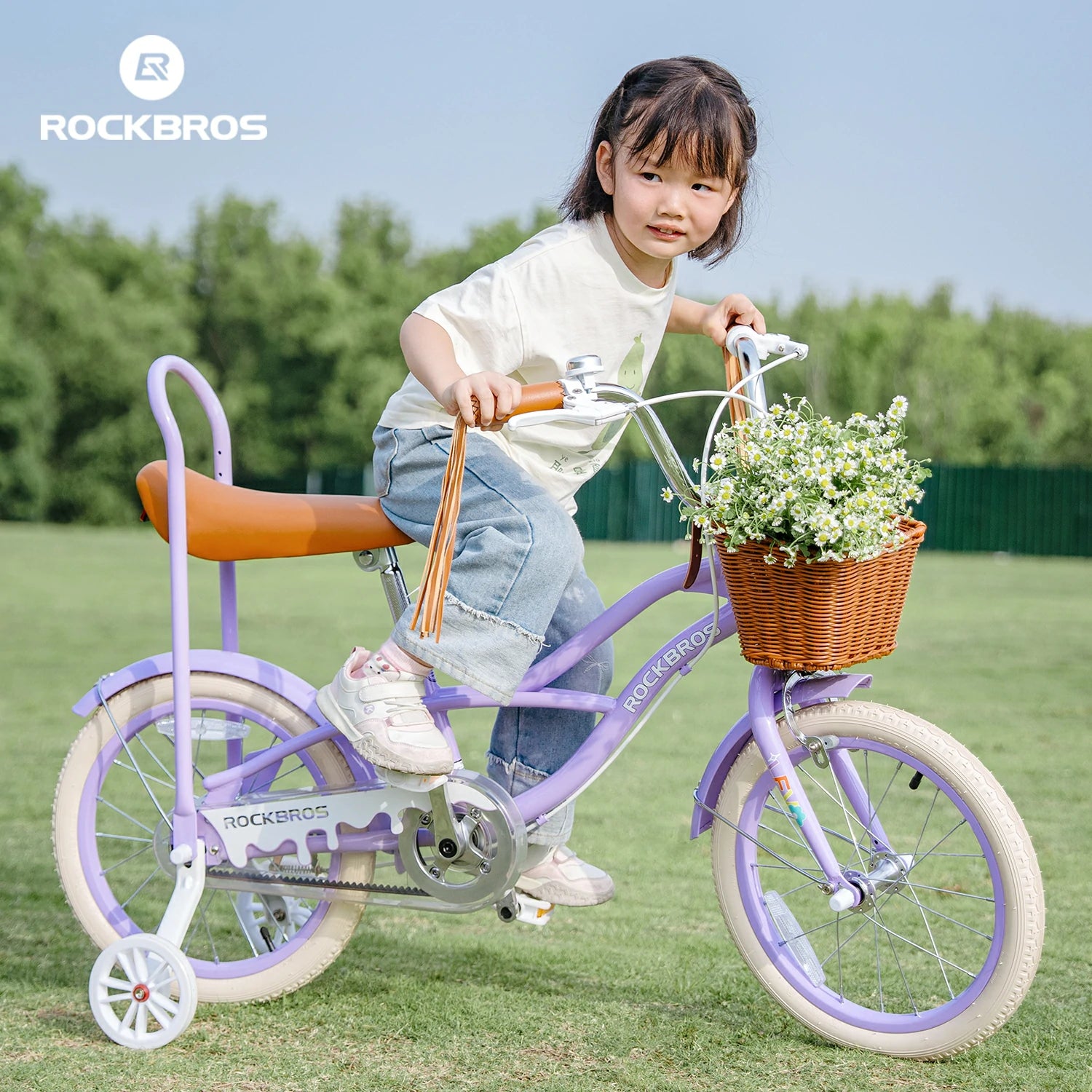 Pedal installation on children’s bicycle