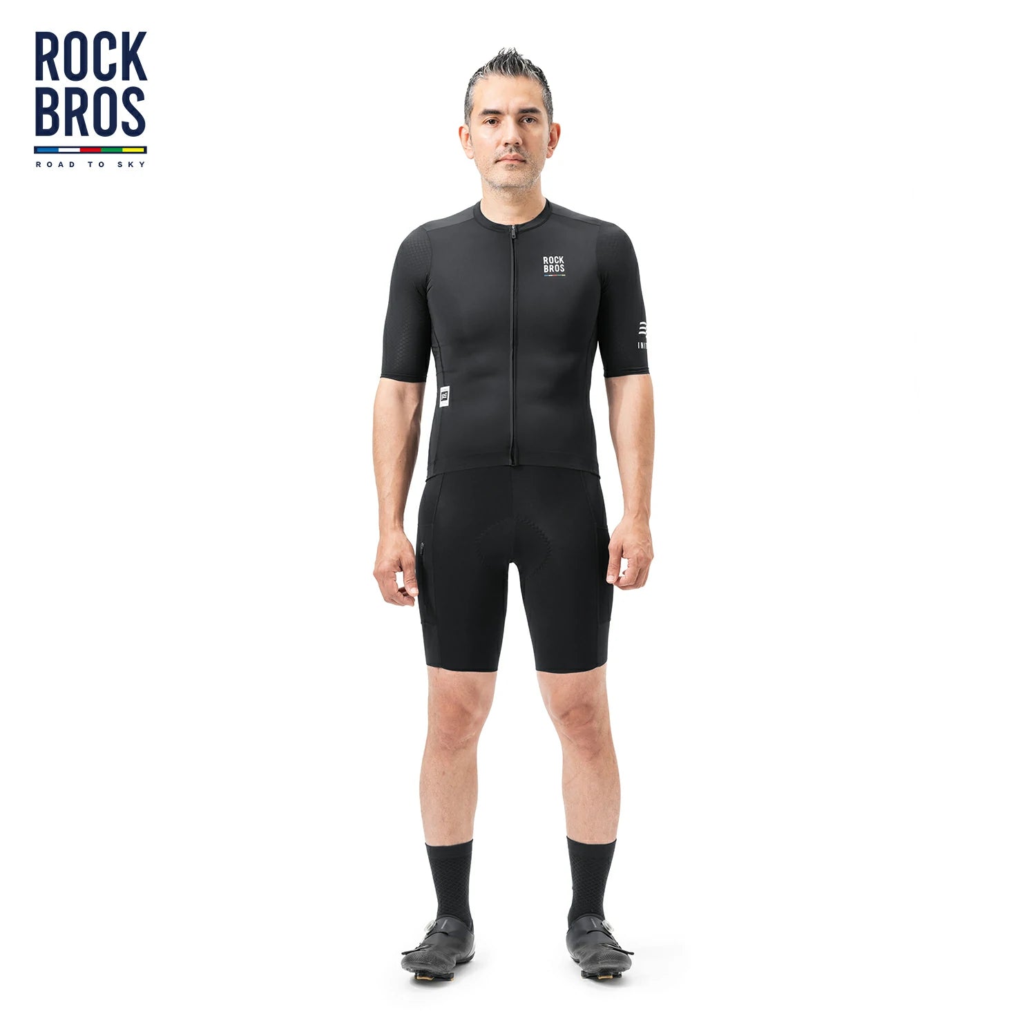 Performance cycling jersey for summer road rides in black #Color_Black