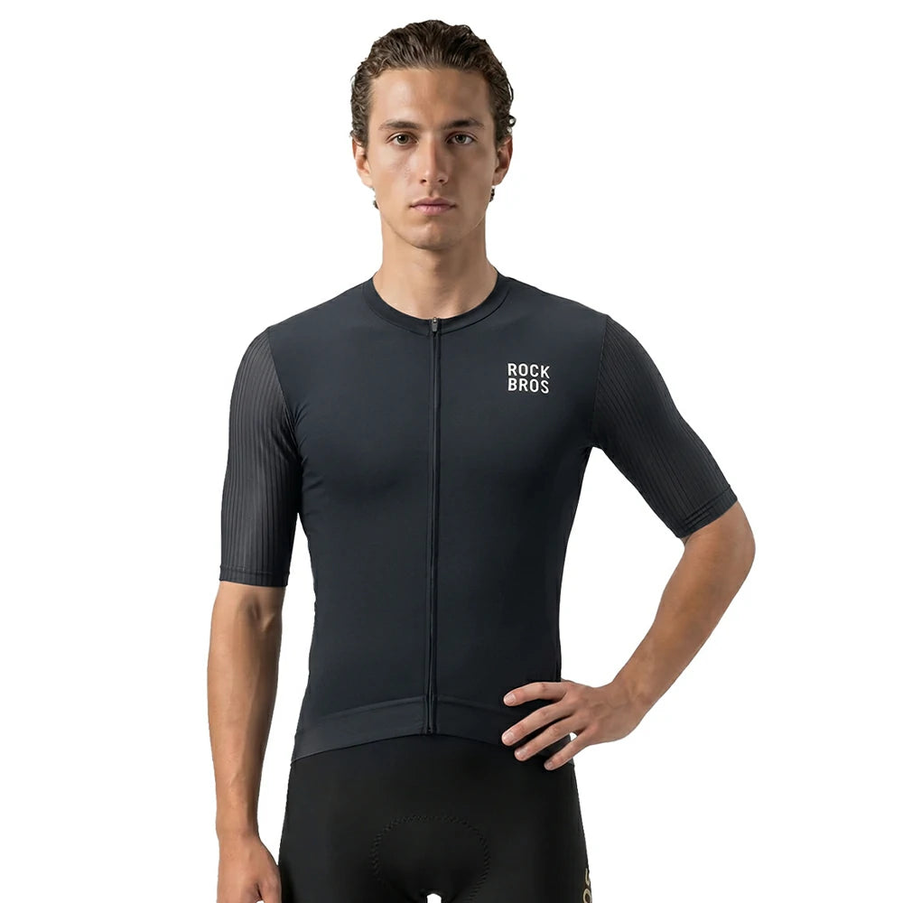 Men's cycling jersey with stretch sleeves and full zip design in black #Color_Black