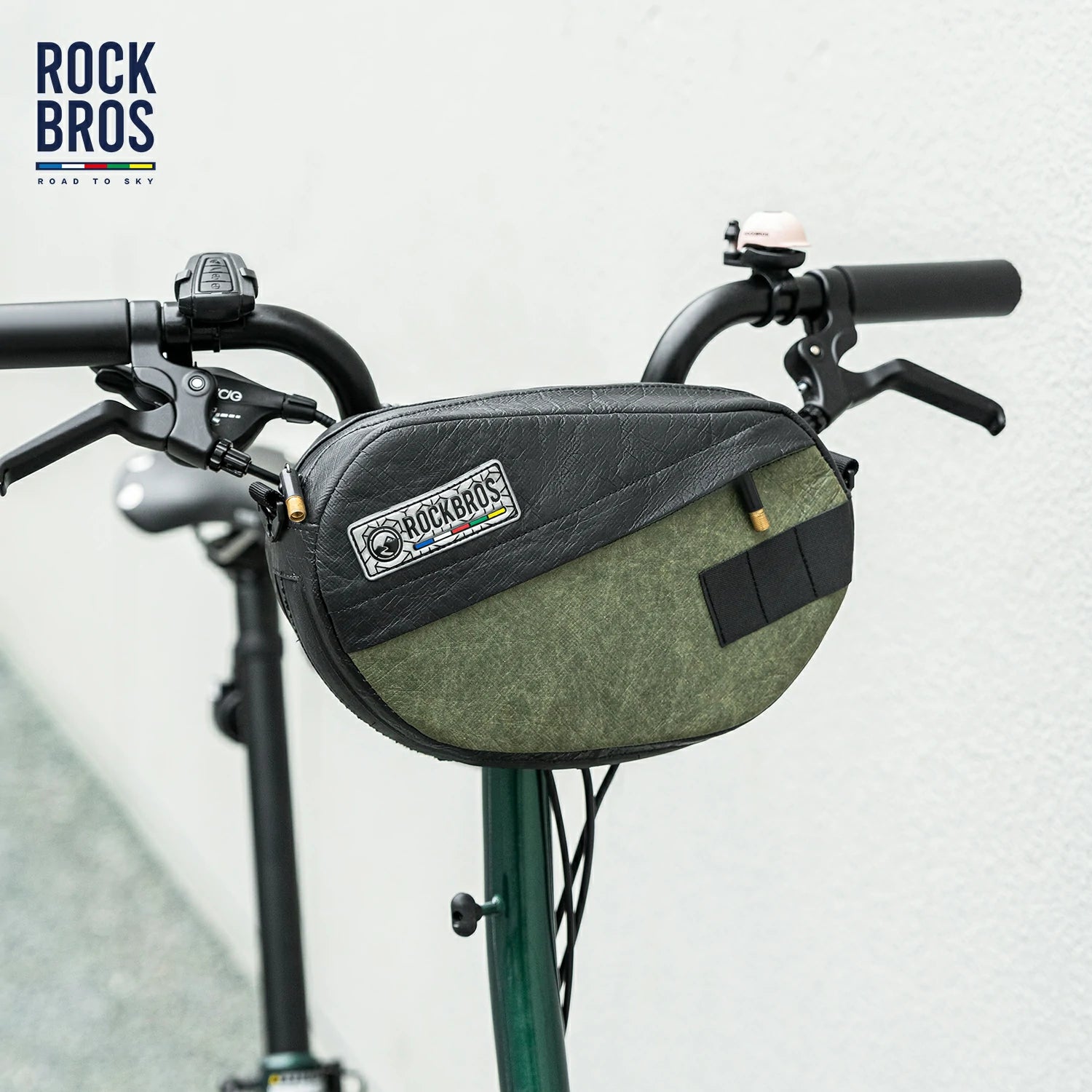 Sustainable Eco-Friendly Tyvek® Recycled Tire Bike Handlebar Bag 2.5L ROAD TO SKY